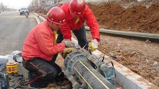 揚中道路污水改造施工人人員